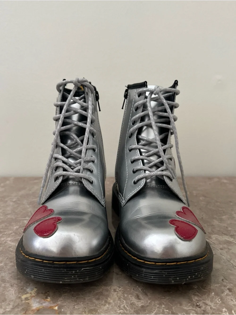 Womens Dr. Martens Boots Metallic Silver w/ Hearts Zipper Side Sz 6 Valentines - Picture 6 of 10